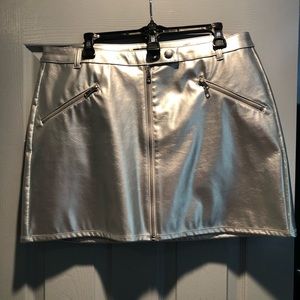 BNWT Wild Fable metallic skirt!
